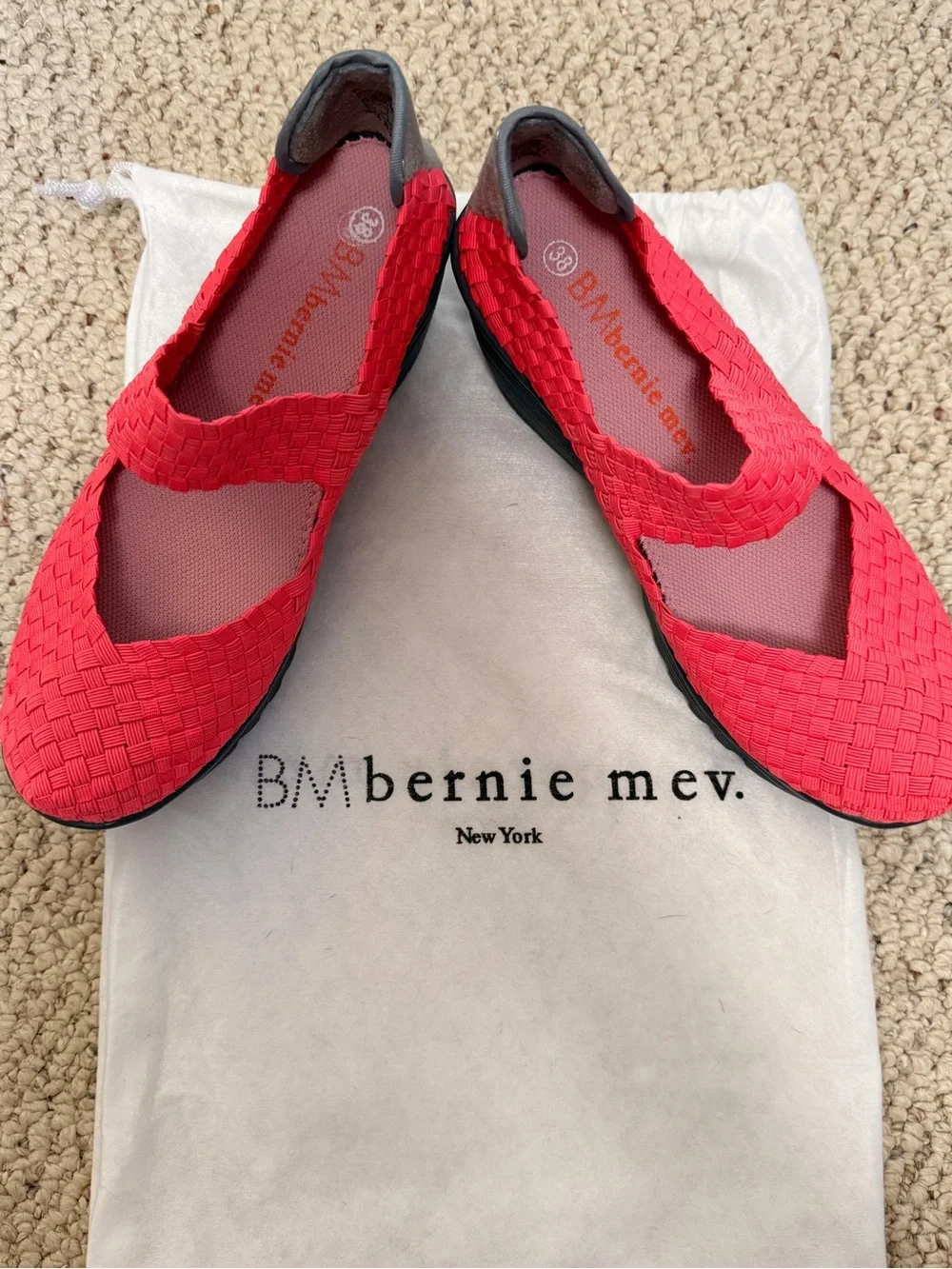 Bernie Mev Lulia Wedge Shoes Coral Pink Woven Size EU 38 Resort Coastal Grandma